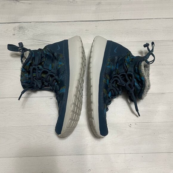 Women's Nike Roshe One Hi Print‎ Sneakerboots size 8 - Picture 7 of 10